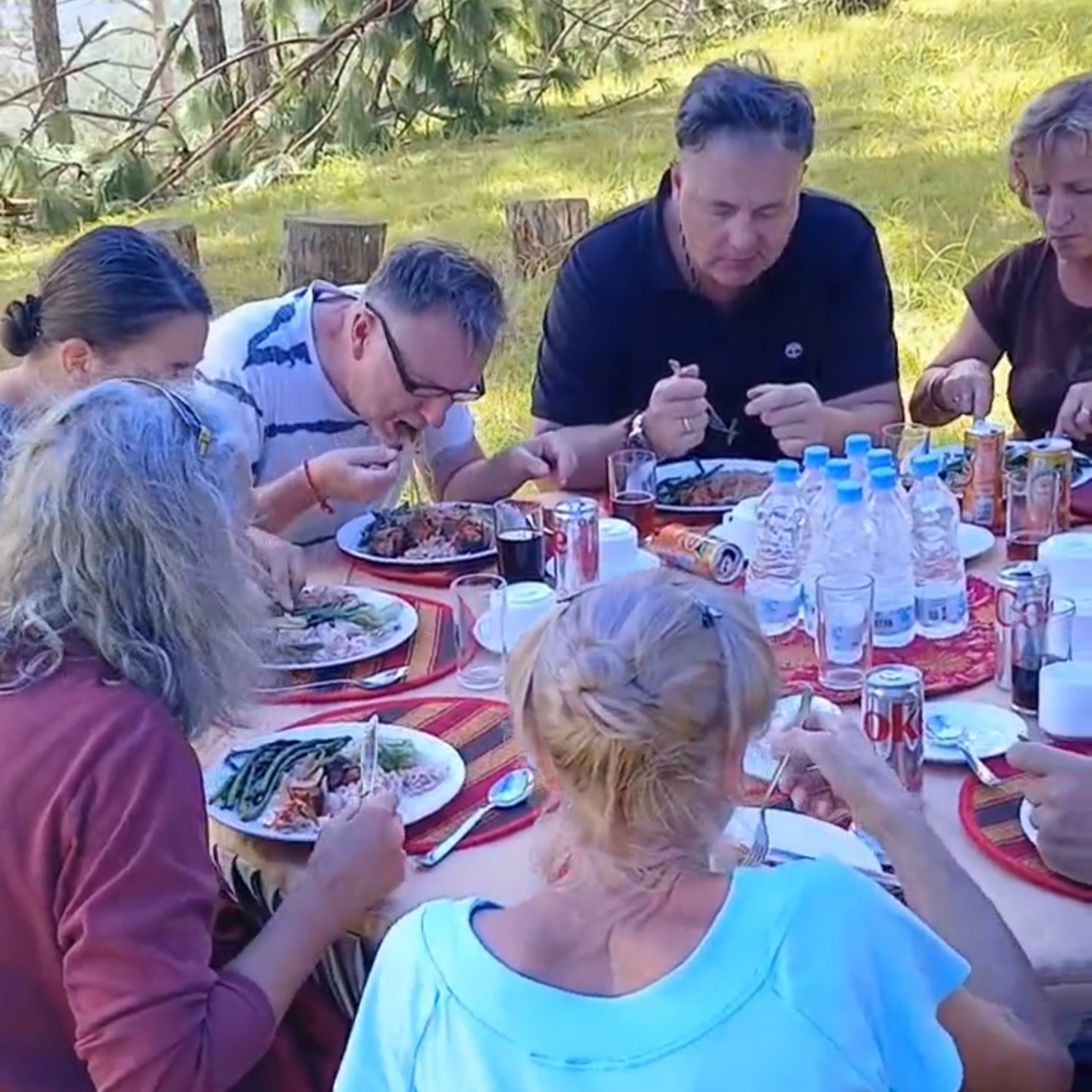 Madman Cafe Outdoor Catering Service In Punakha